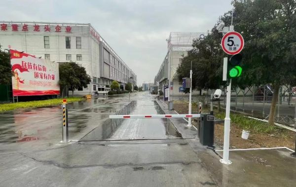 數(shù)字式電子汽車(chē)衡（尺寸、噸位可定制）